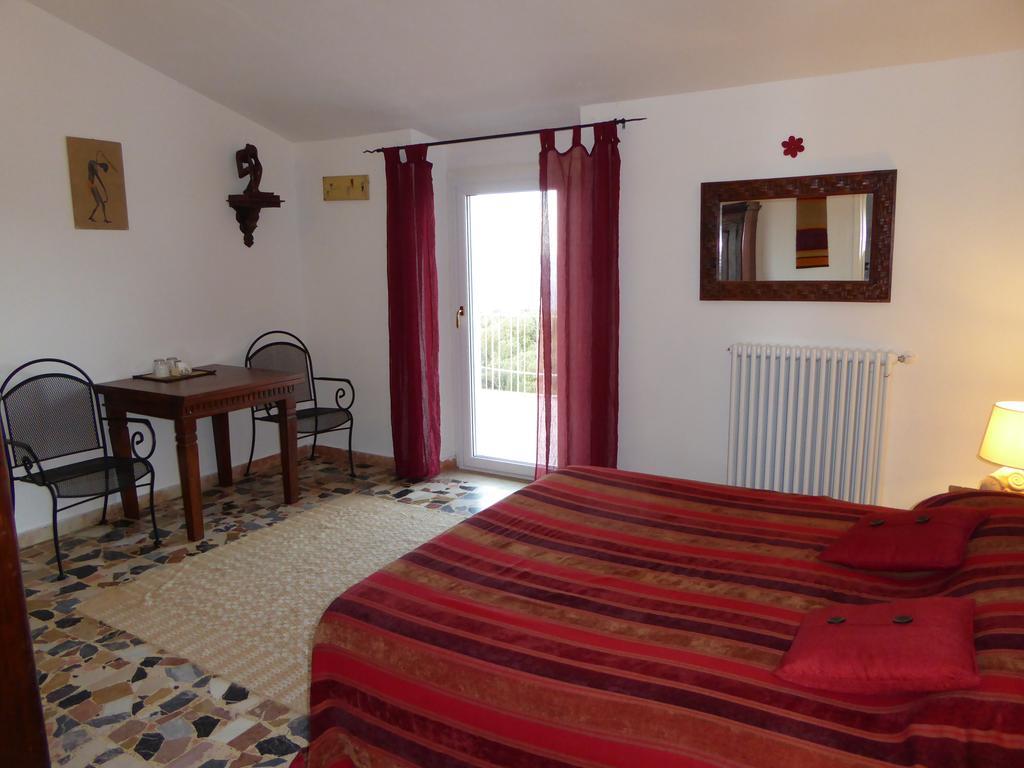 Casa Solotti Guest House Nuoro  Cameră foto